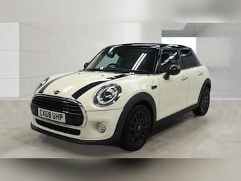 Used MINI Hatch 2018 for sale - 79847007: Photo