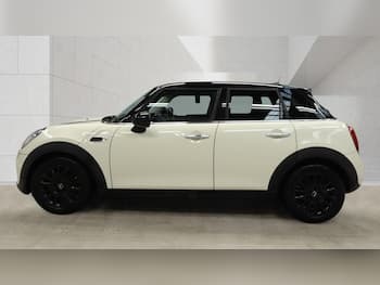 Used MINI Hatch 2018 for sale - 79847007: Photo