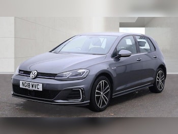 Used Volkswagen Golf 2018 for sale - 79576299: Photo