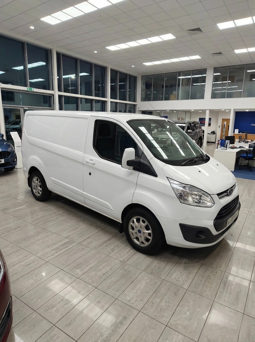 Used Ford Transit Custom 2015 for sale - 78039970: Photo 2
