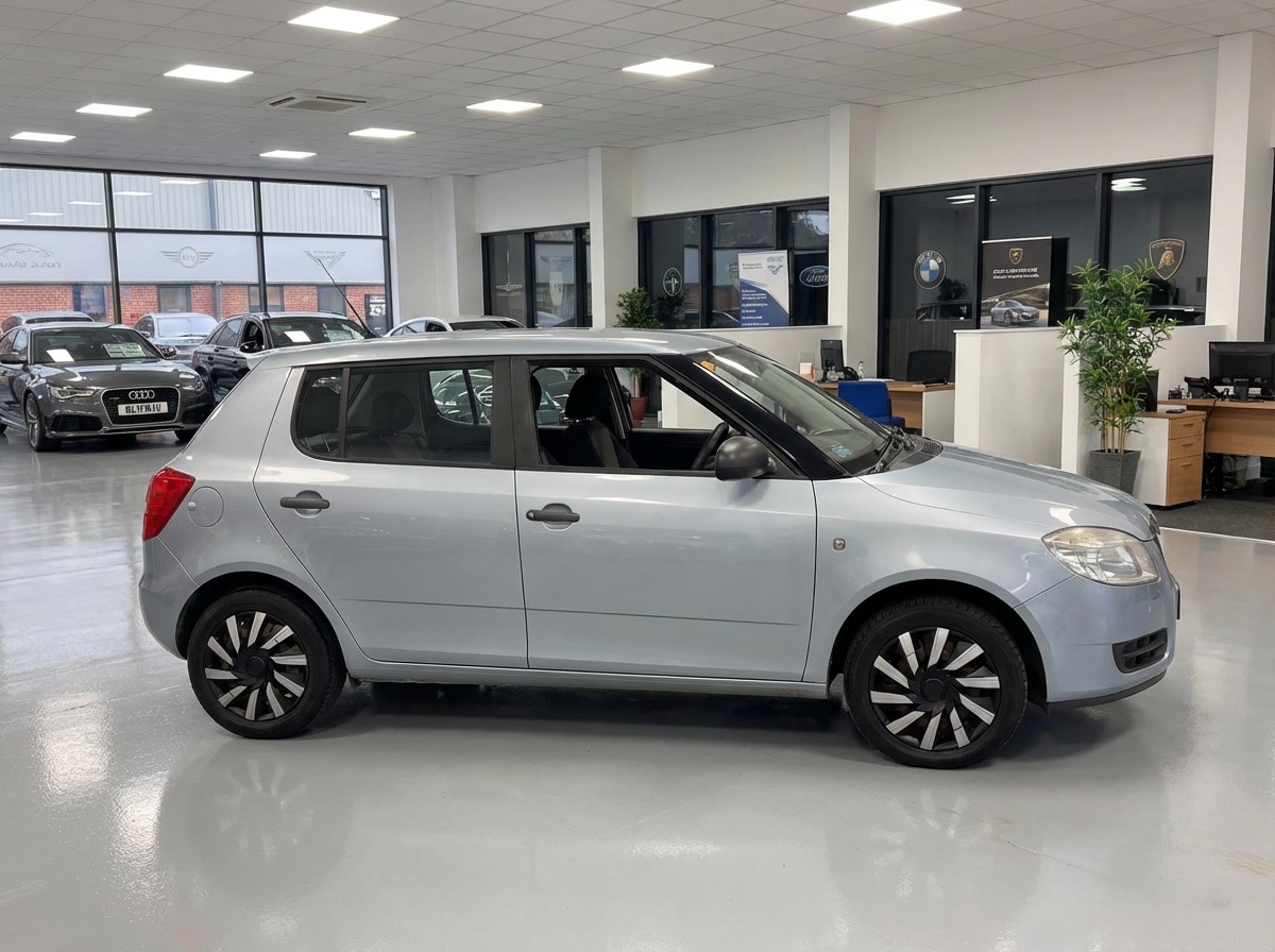 Used Skoda Fabia 2010 for sale - 77337906: Photo 3