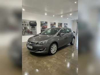 2012 (62) - 1.4i 16V Active 5dr