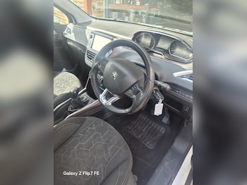 Used Peugeot 2008 2014 for sale - 78342545: Photo