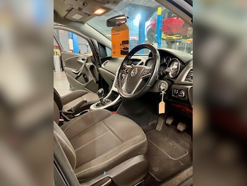Used Vauxhall Astra 2012 for sale - 78565618: Photo