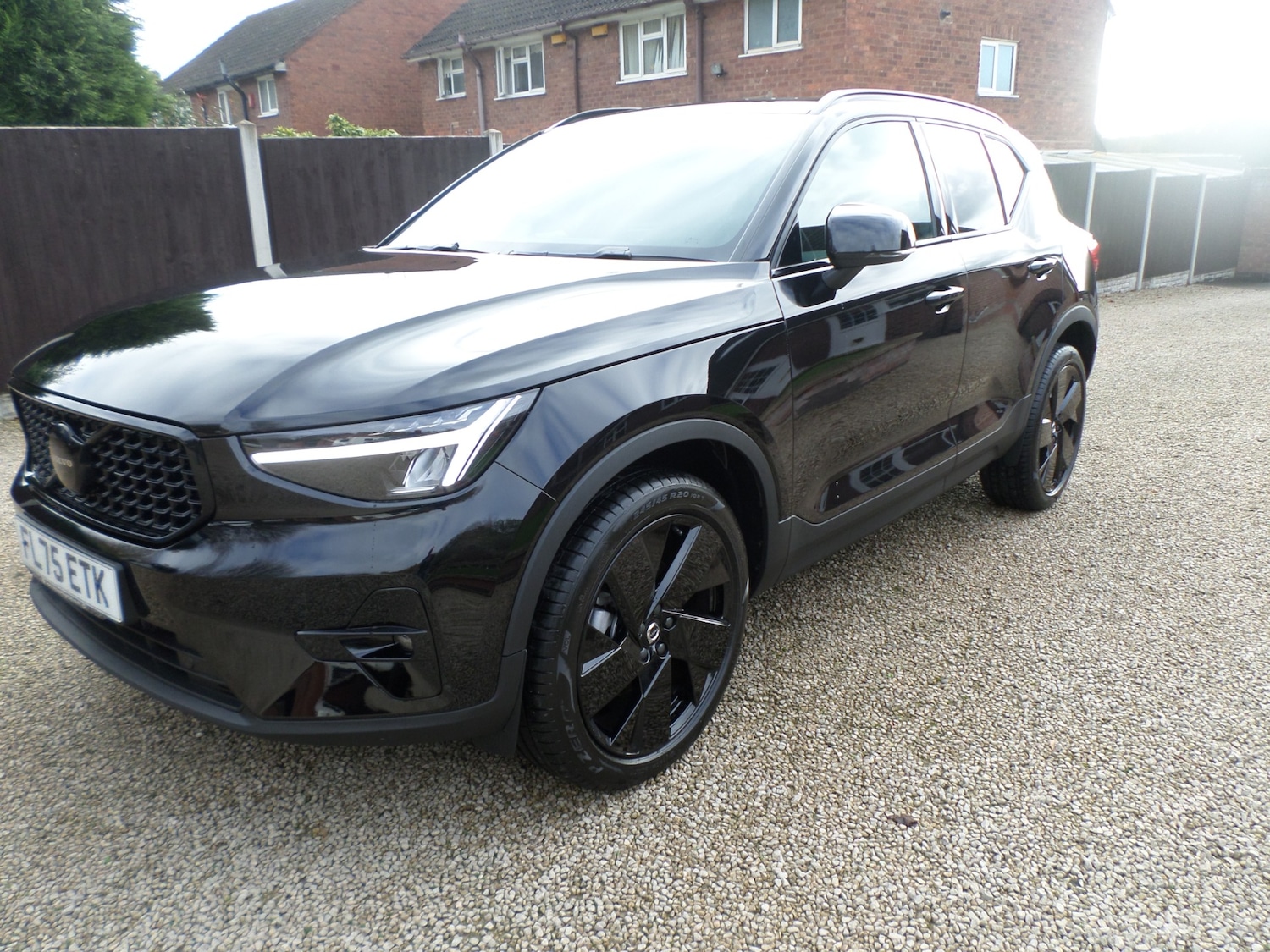 Used Volvo XC40 2025 for sale - 76518098: Photo 1