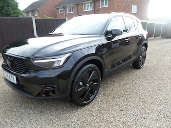Volvo - XC40