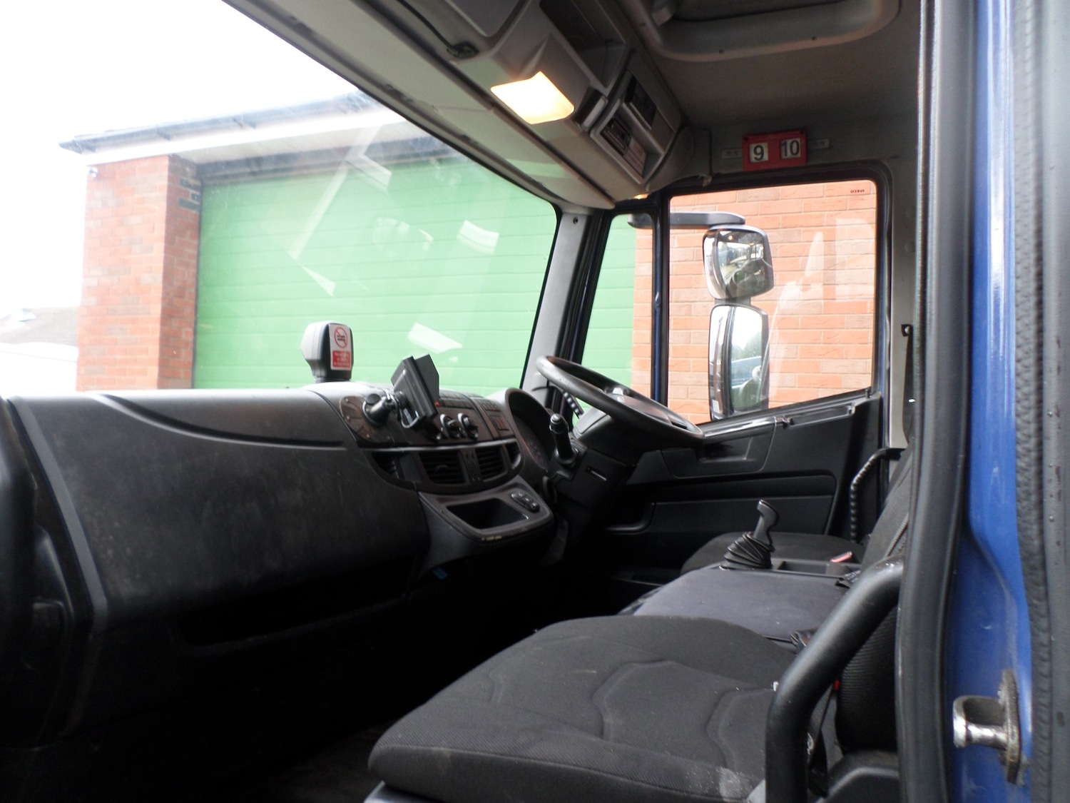 Used Iveco Eurocargo 2017 for sale - 77478251: Photo 2