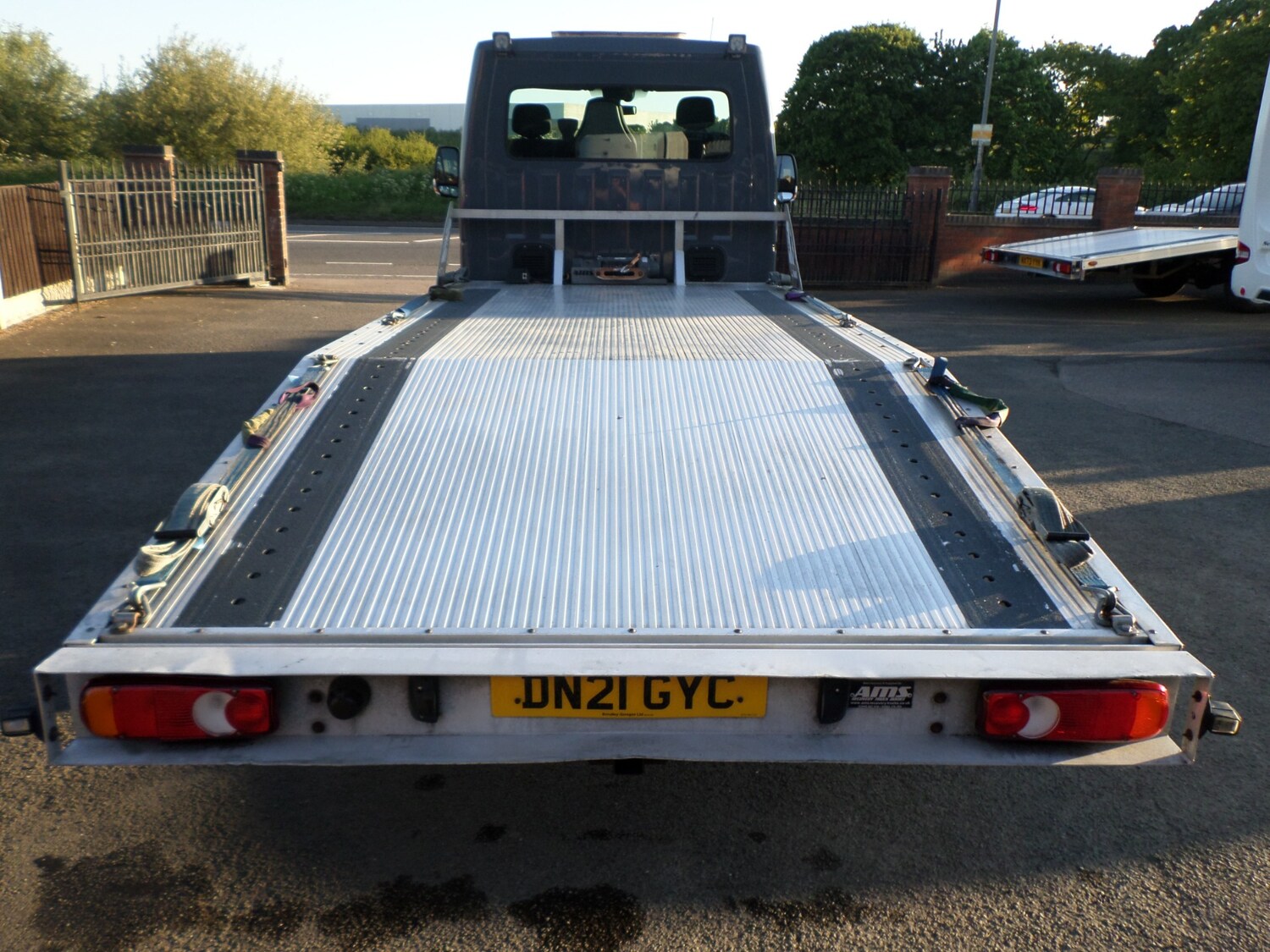Vehicle 21