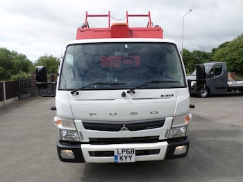Used Mitsubishi Canter 2018 for sale - 75046167: Photo