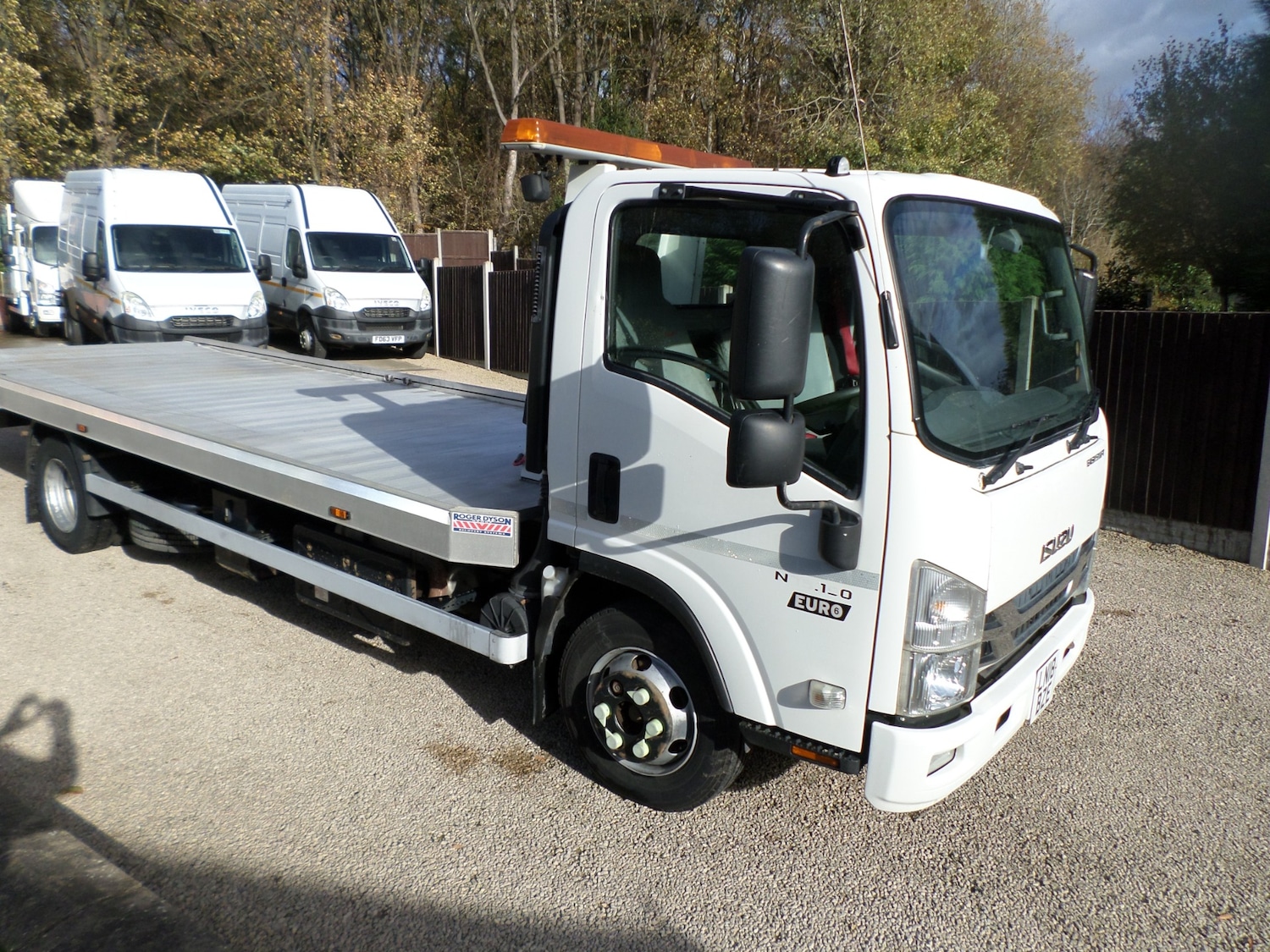 Used Isuzu Forward 2018 for sale - 76392392: Photo 1