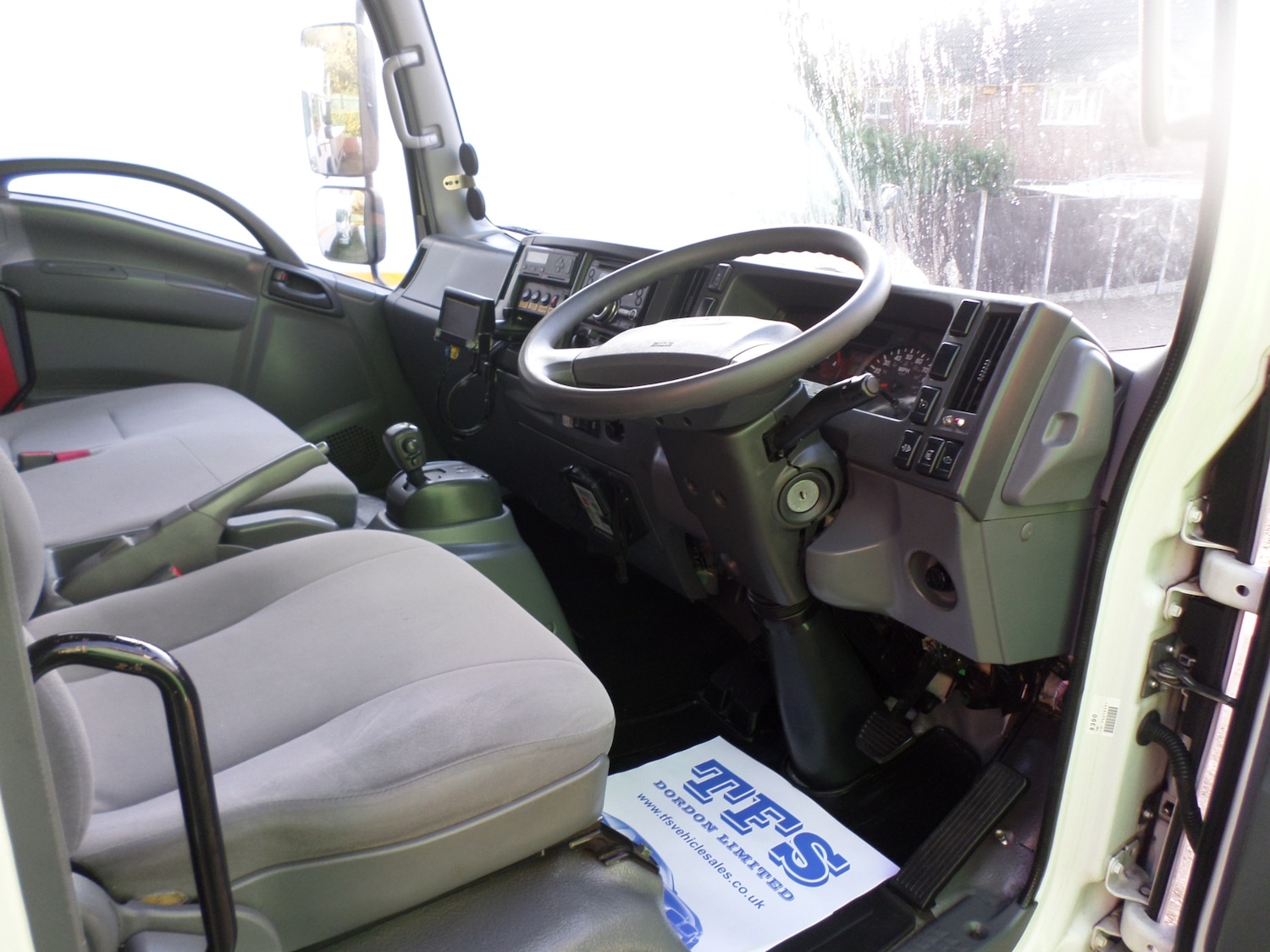 Used Isuzu Forward 2018 for sale - 76392392: Photo 2