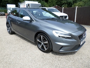 Used Volvo V40 2018 for sale - 78916087: Photo