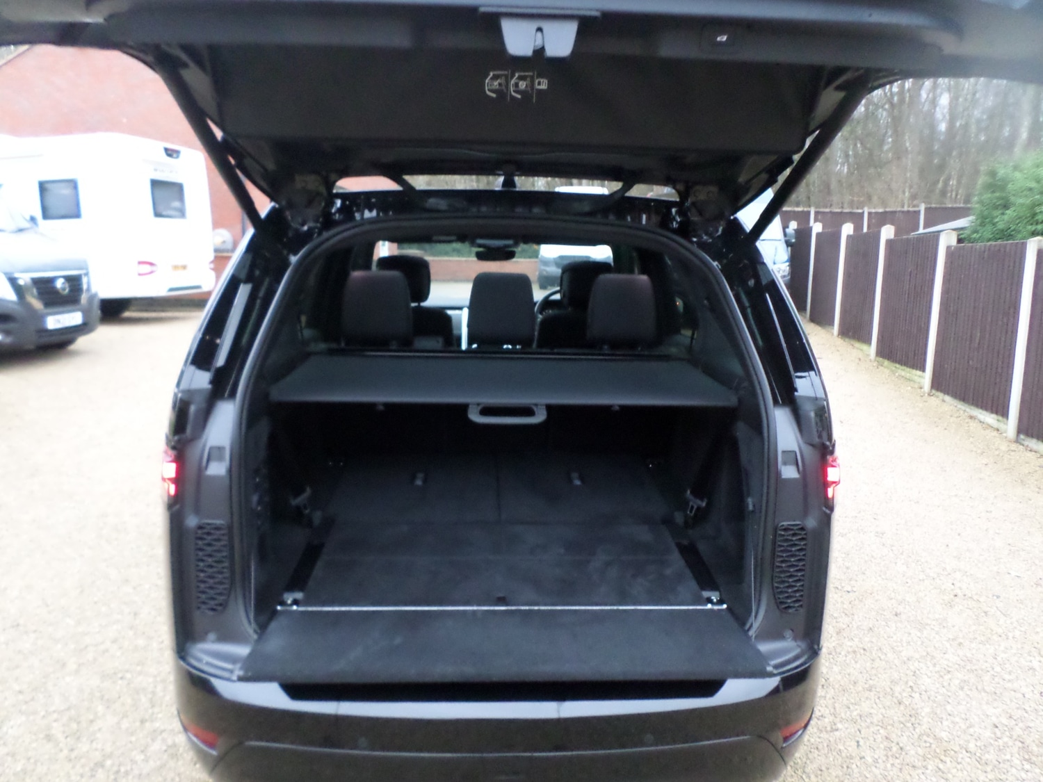 Used Land Rover Discovery 2025 for sale - 77020503: Photo 24