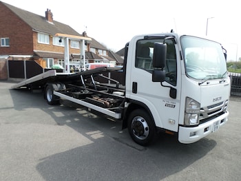 Used Isuzu Forward 2017 for sale - 74189529: Photo