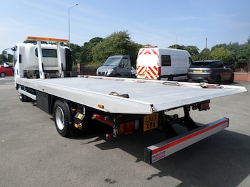Used Isuzu Forward 2017 for sale - 74189529: Photo