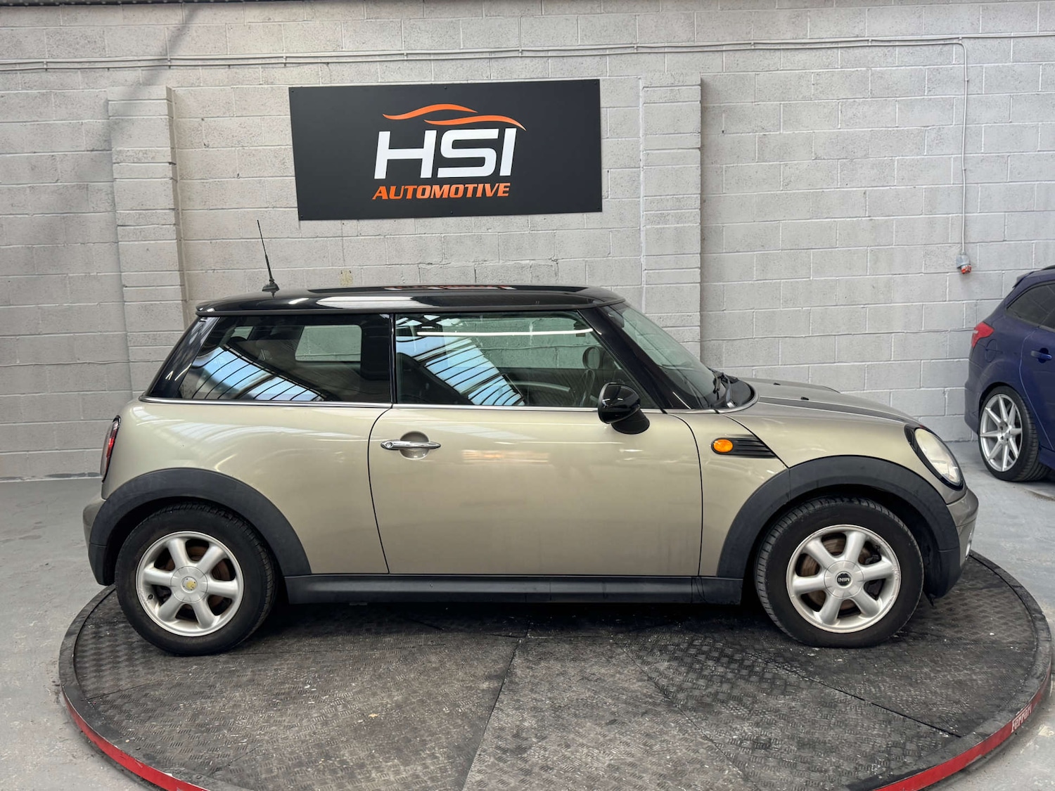 Used MINI Hatch 2009 for sale - 76410301: Photo 10