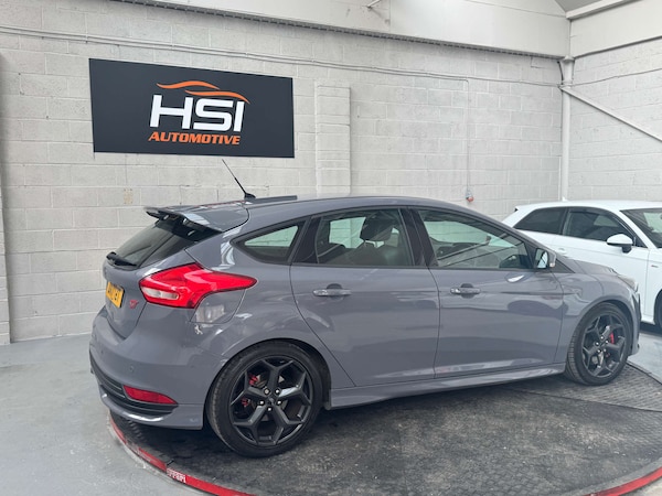 Used Ford Focus 2017 for sale - 75721533: Photo 12