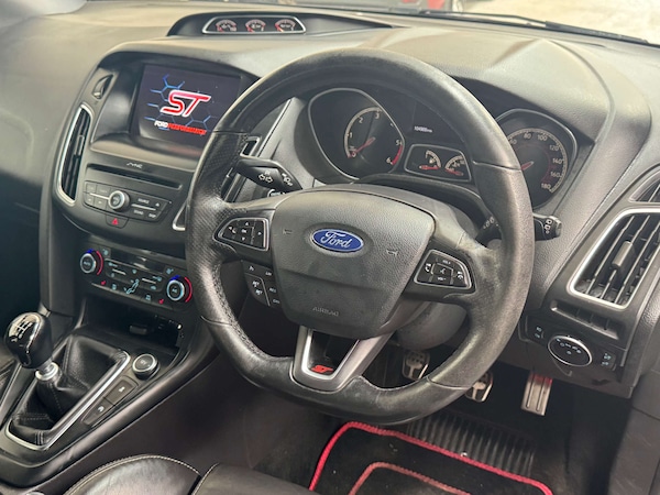Used Ford Focus 2017 for sale - 75721533: Photo 24