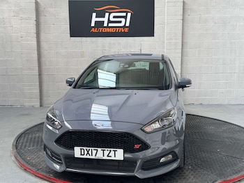 Used Ford Focus 2017 for sale - 75721533: Photo