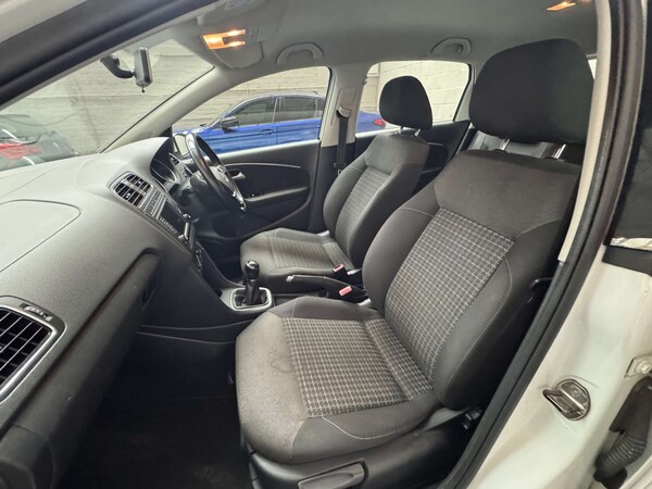 Used Volkswagen Polo 2014 for sale - 75530263: Photo 24