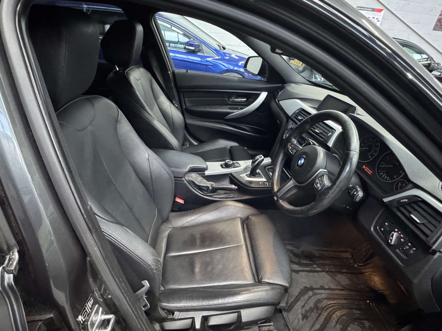 Used BMW 3 Series 2015 for sale - 76440039: Photo 32