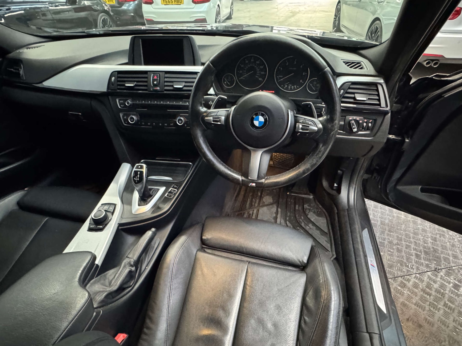 Used BMW 3 Series 2015 for sale - 76440039: Photo 38