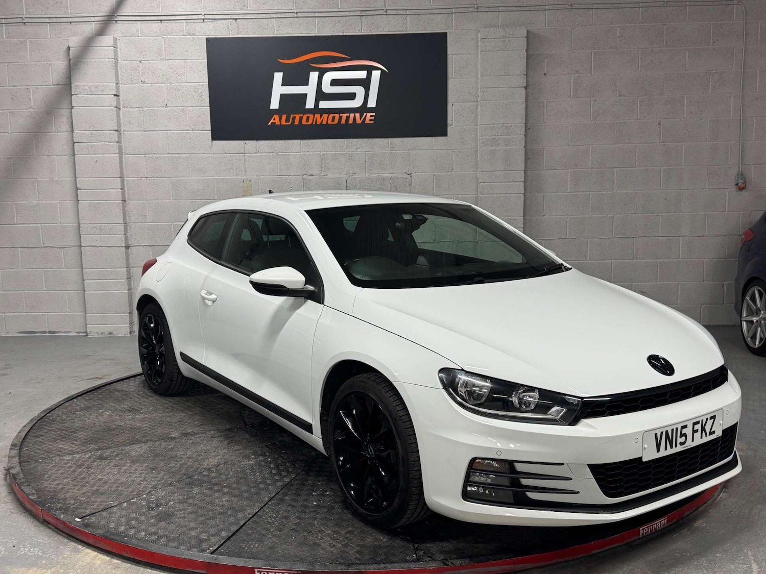 Used Volkswagen Scirocco 2015 for sale - 76366163: Photo 1