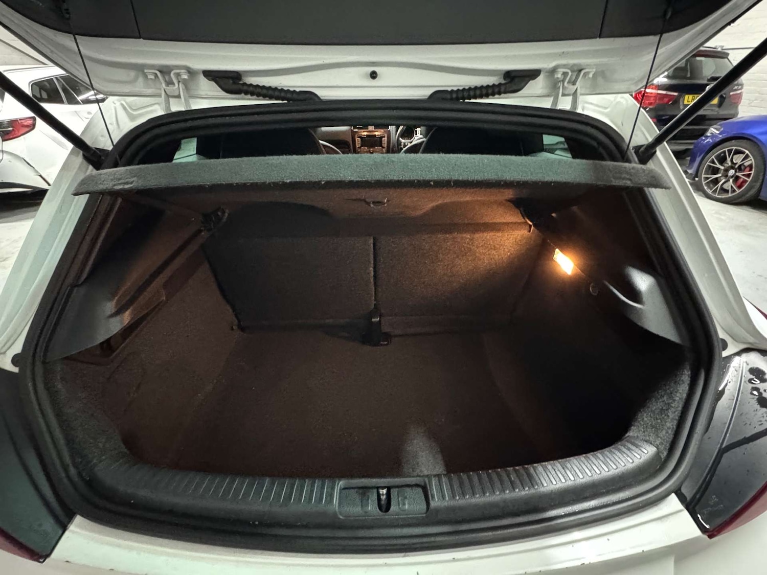 Used Volkswagen Scirocco 2015 for sale - 76366163: Photo 26