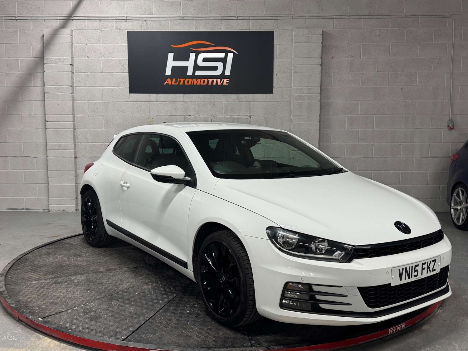 Used Volkswagen Scirocco 2015 for sale - 76366163: Photo 4