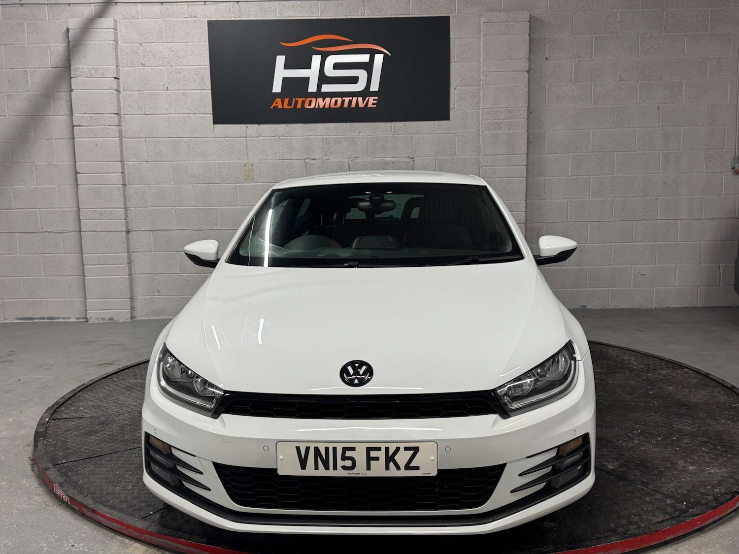 Used Volkswagen Scirocco 2015 for sale - 76366163: Photo 5