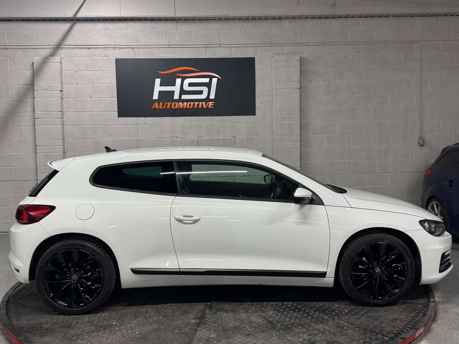 Used Volkswagen Scirocco 2015 for sale - 76366163: Photo 7