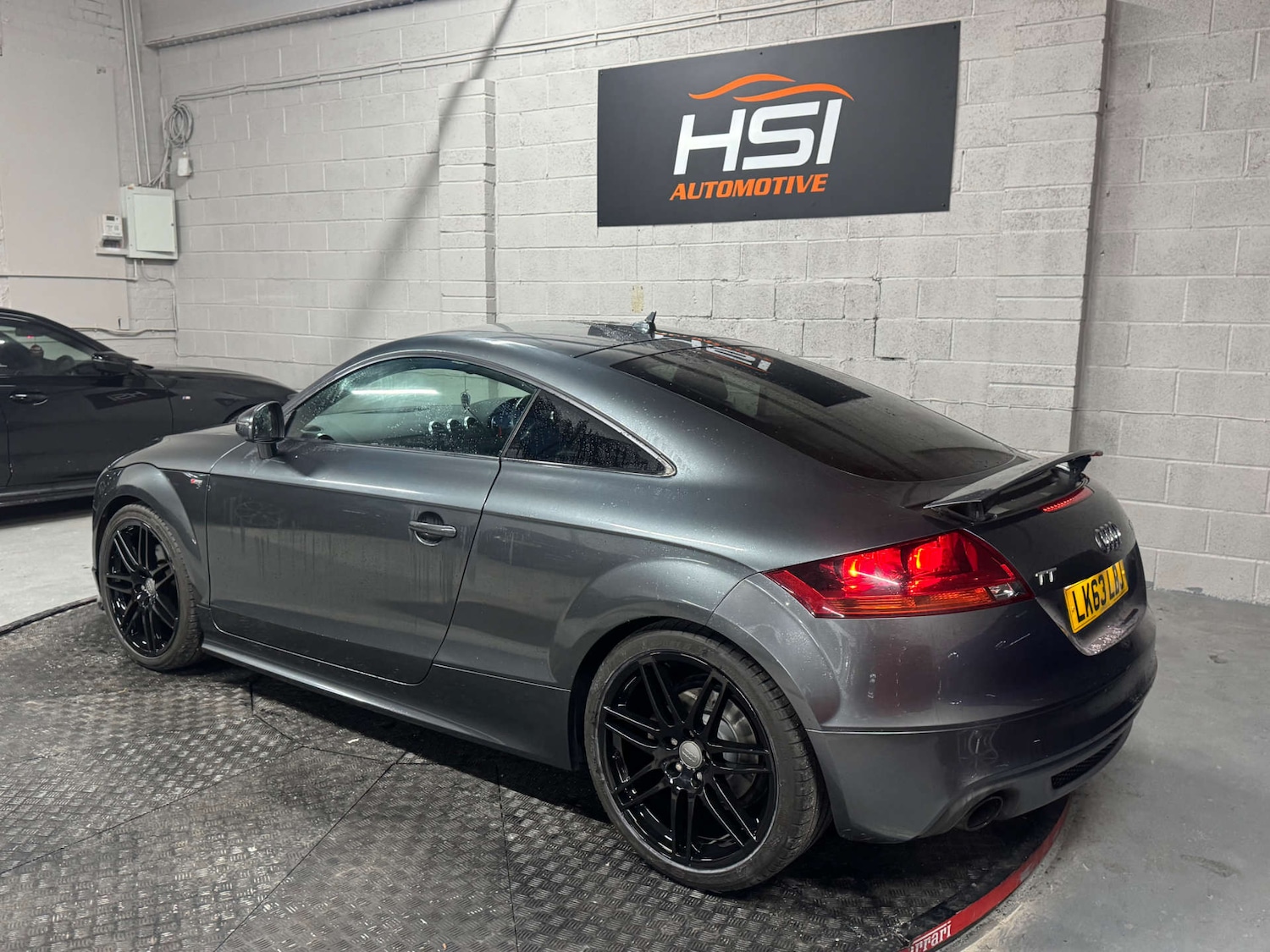 Used Audi TT 2013 for sale - 76830137: Photo 5