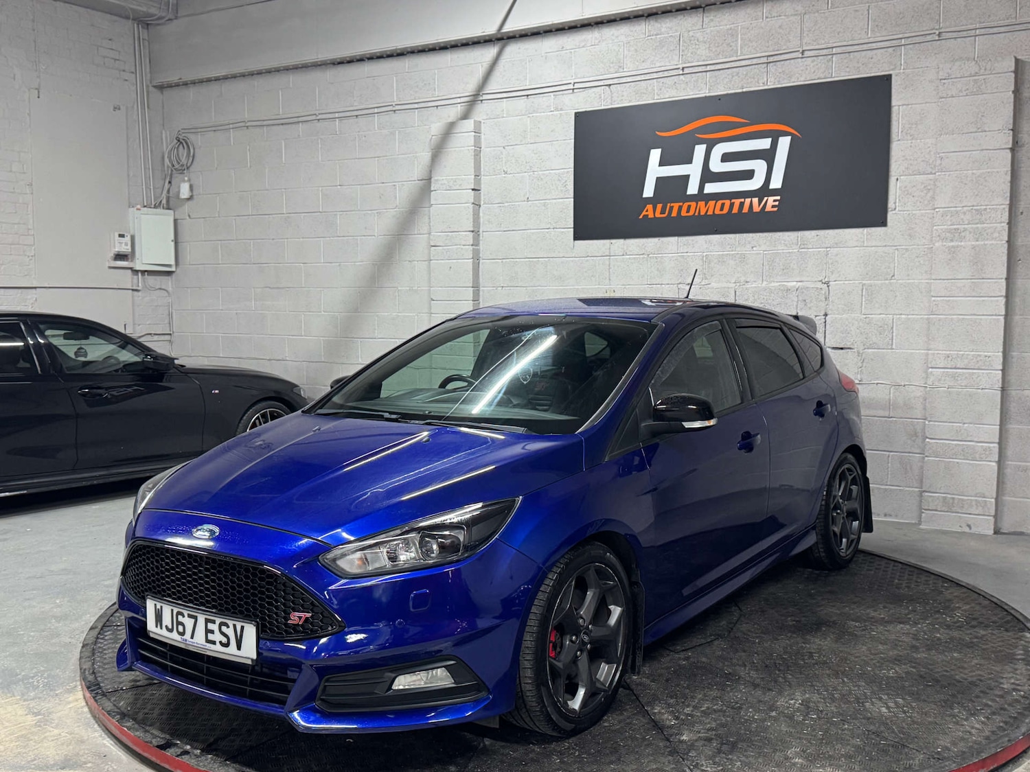 Used Ford Focus 2017 for sale - 76690716: Photo 9