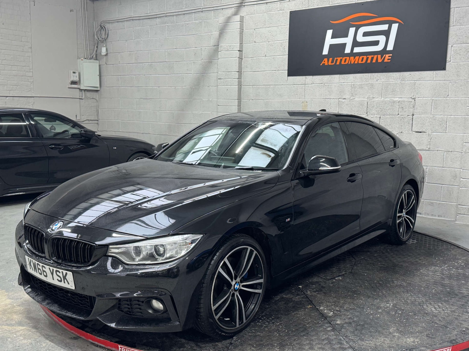 Used BMW 4 Series 2017 for sale - 77022374: Photo 3