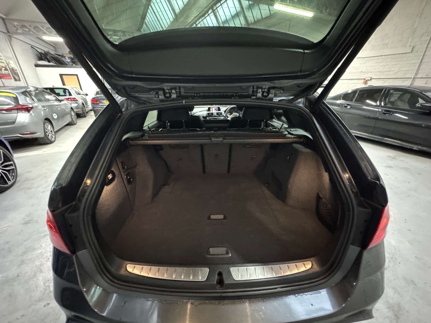 Used BMW 3 Series 2014 for sale - 77022381: Photo 30