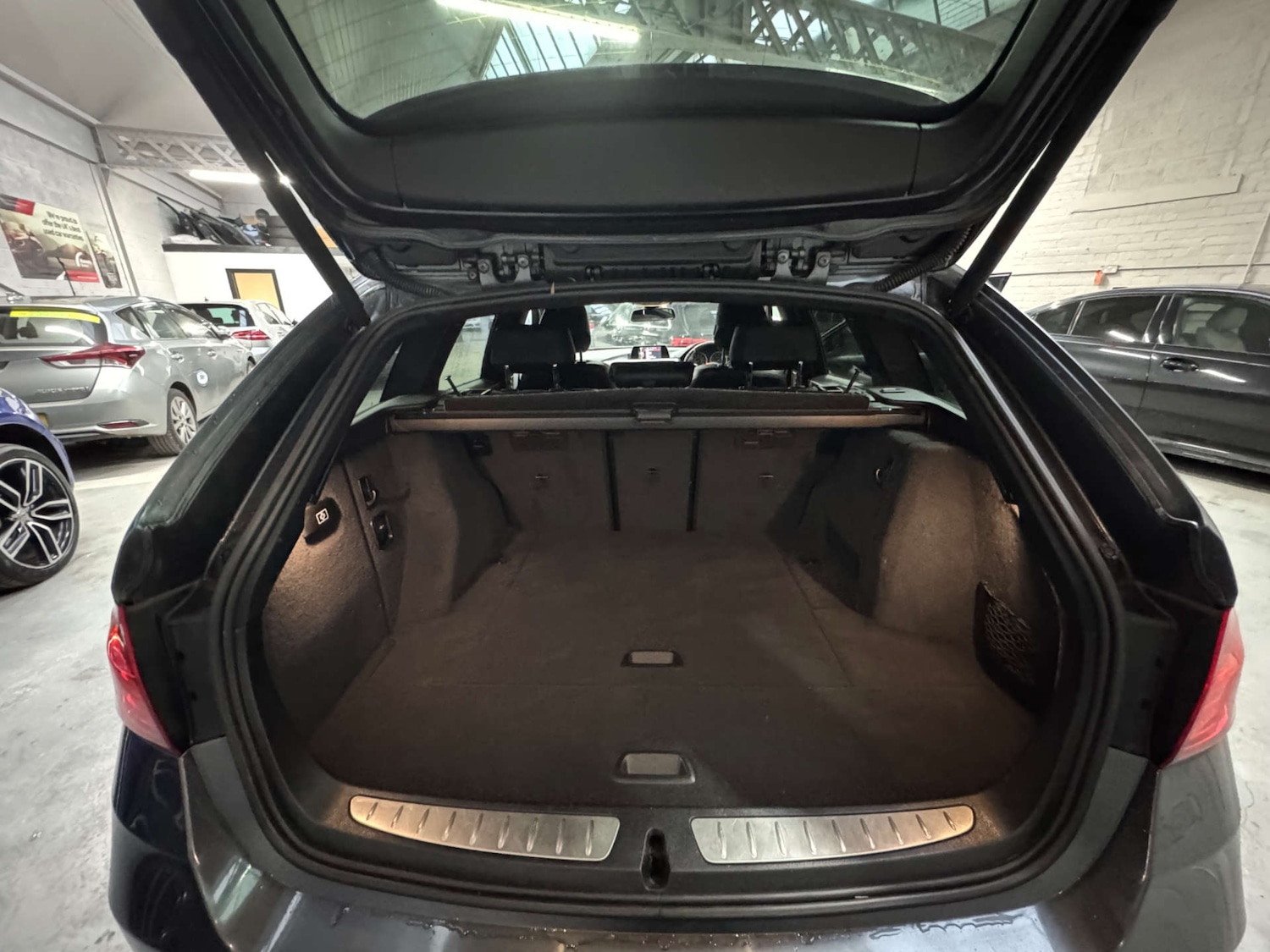 Used BMW 3 Series 2014 for sale - 77022381: Photo 31