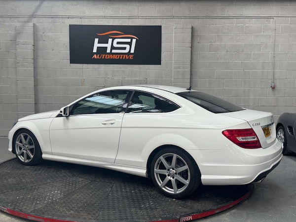 Used Mercedes-Benz C-Class 2013 for sale - 76179084: Photo 19
