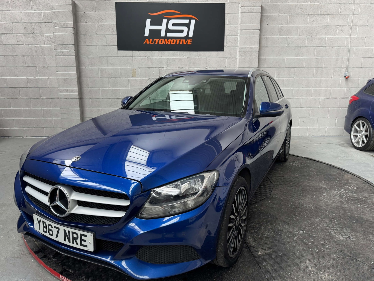 Used Mercedes-Benz C Class 2018 for sale - 76475104: Photo 1