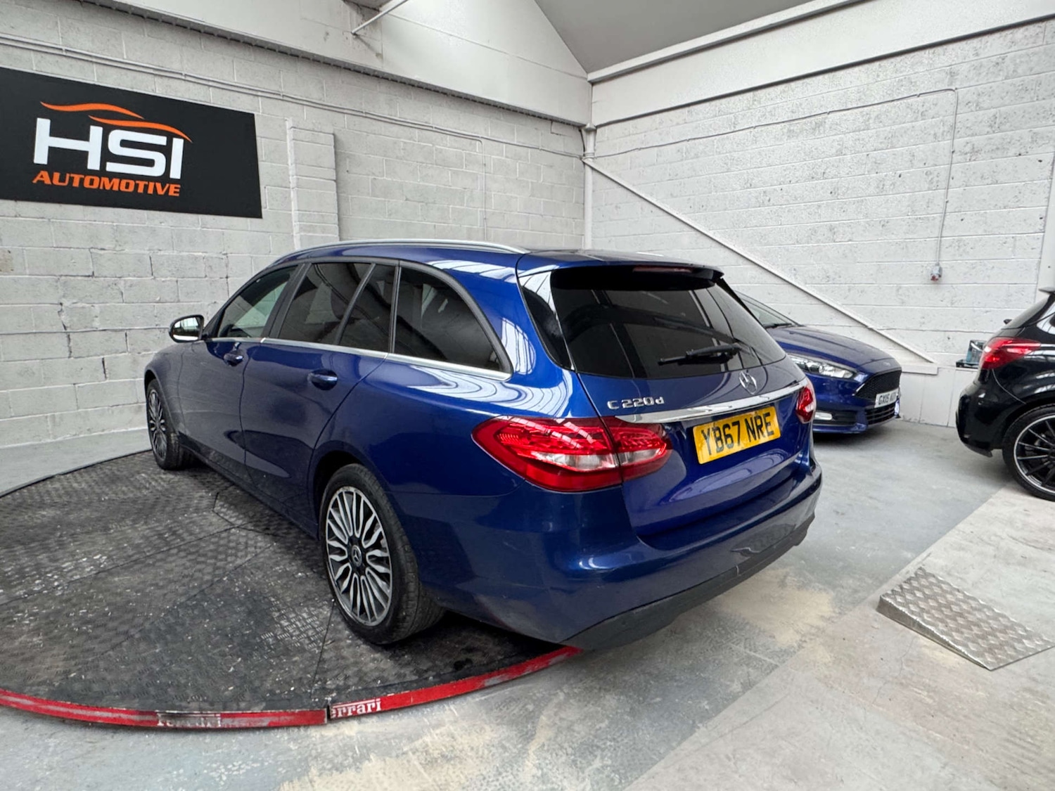 Used Mercedes-Benz C Class 2018 for sale - 76475104: Photo 10