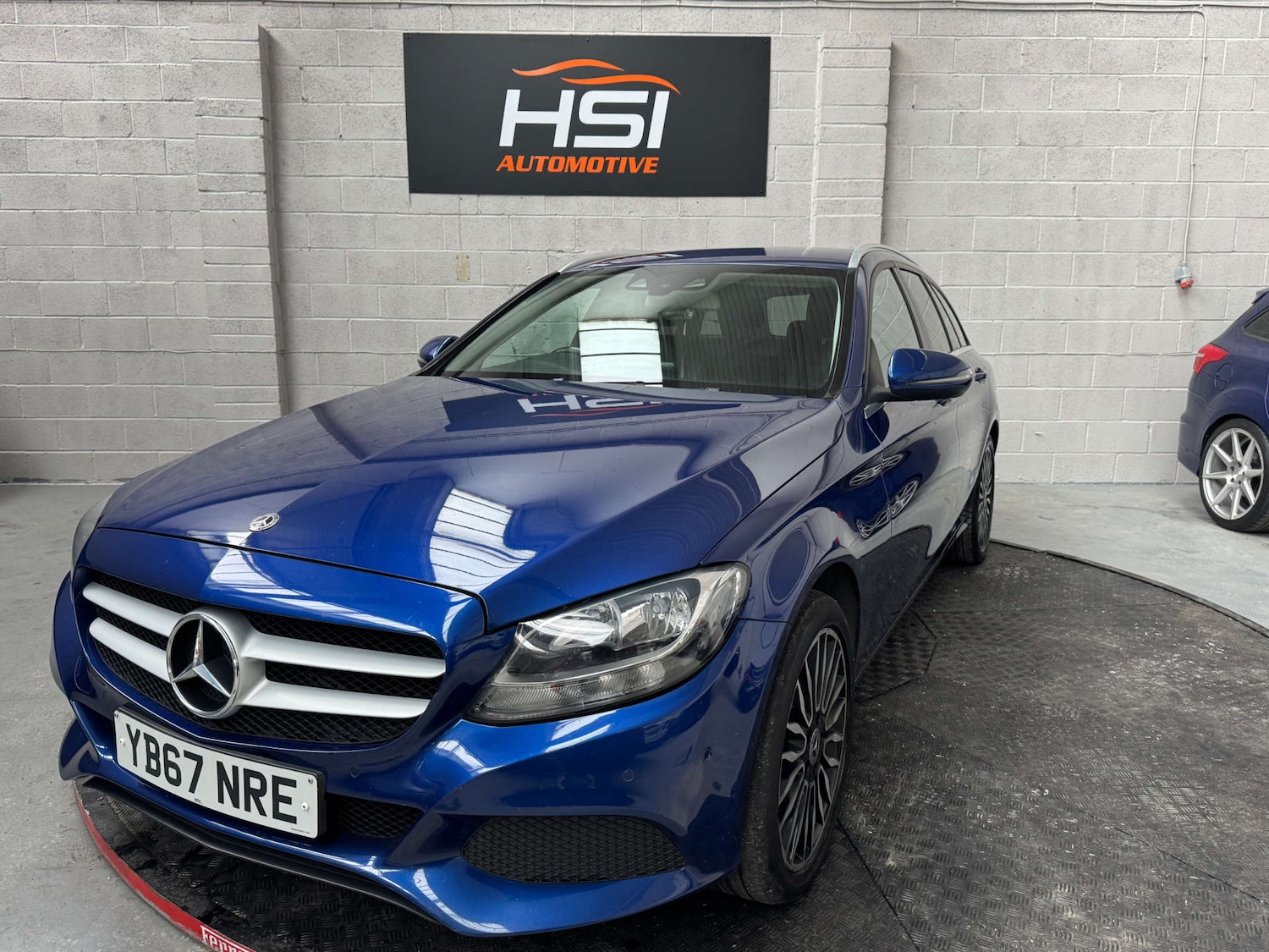 Used Mercedes-Benz C Class 2018 for sale - 76475104: Photo 14