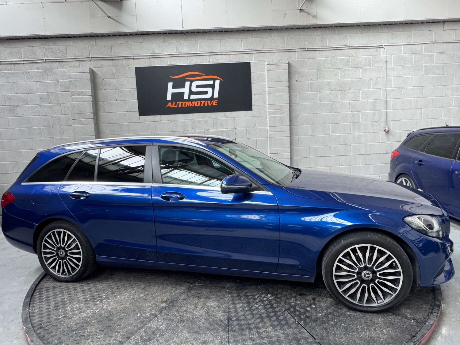 Used Mercedes-Benz C Class 2018 for sale - 76475104: Photo 6