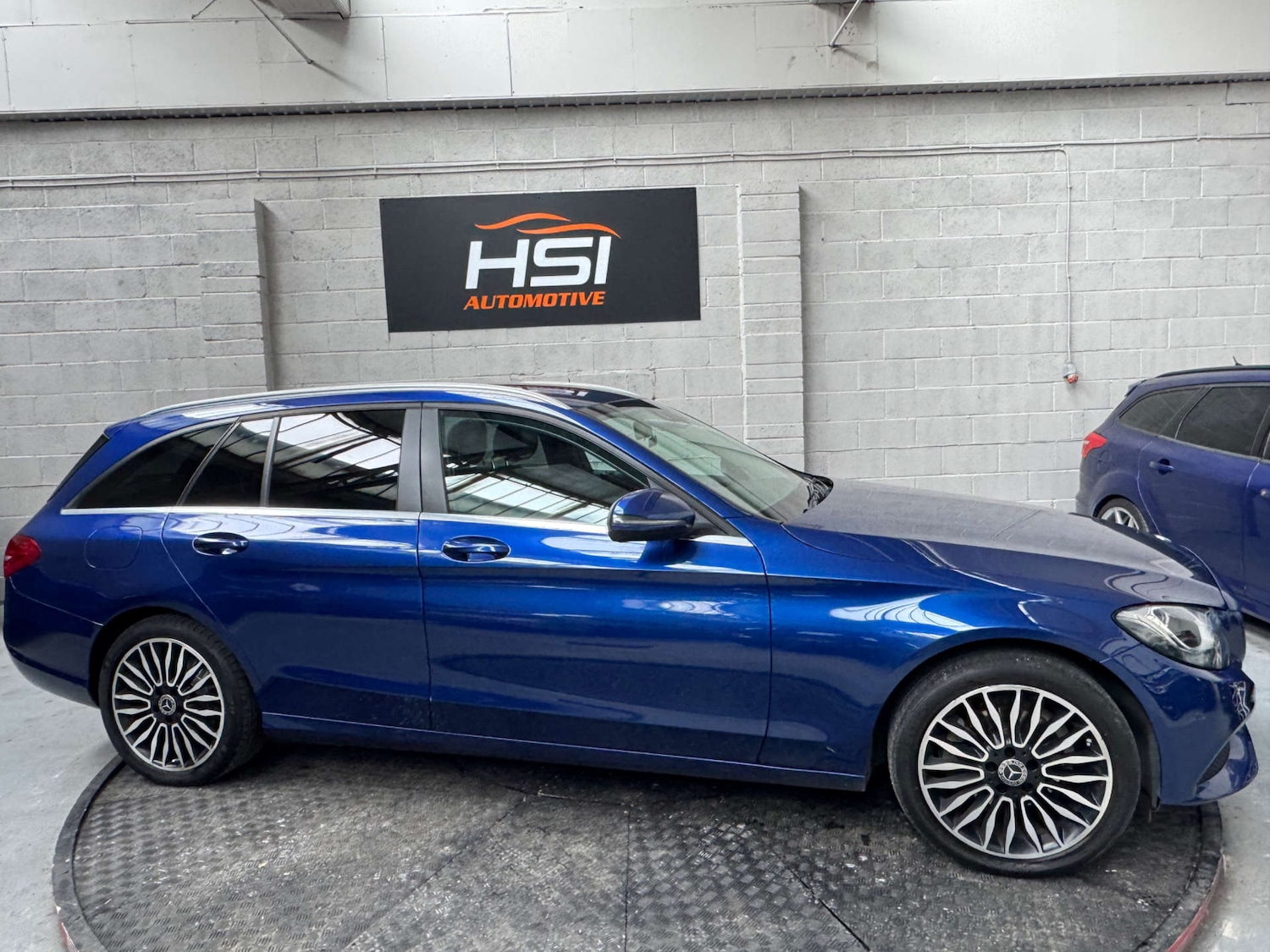 Used Mercedes-Benz C Class 2018 for sale - 76475104: Photo 7