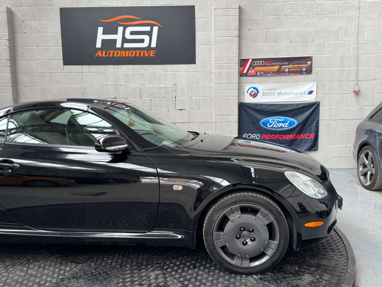 Used Lexus SC 2004 for sale - 76363610: Photo 13