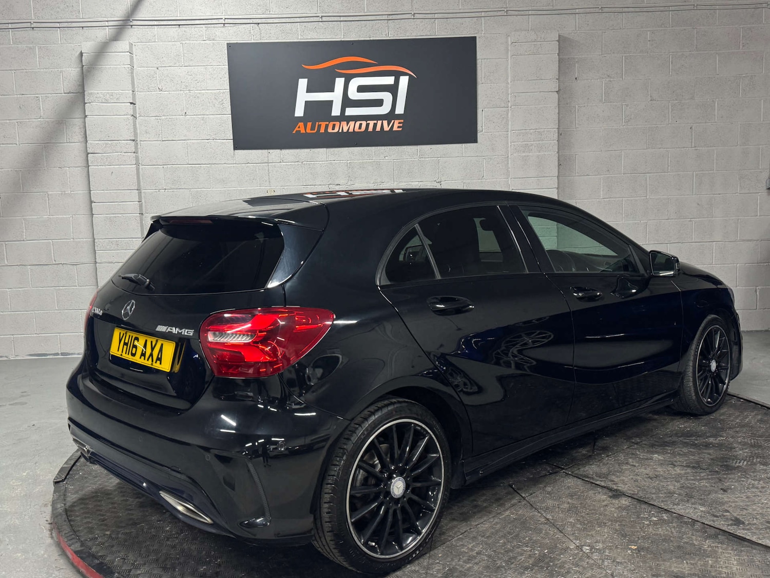 Used Mercedes-Benz A-Class 2016 for sale - 76380371: Photo 11