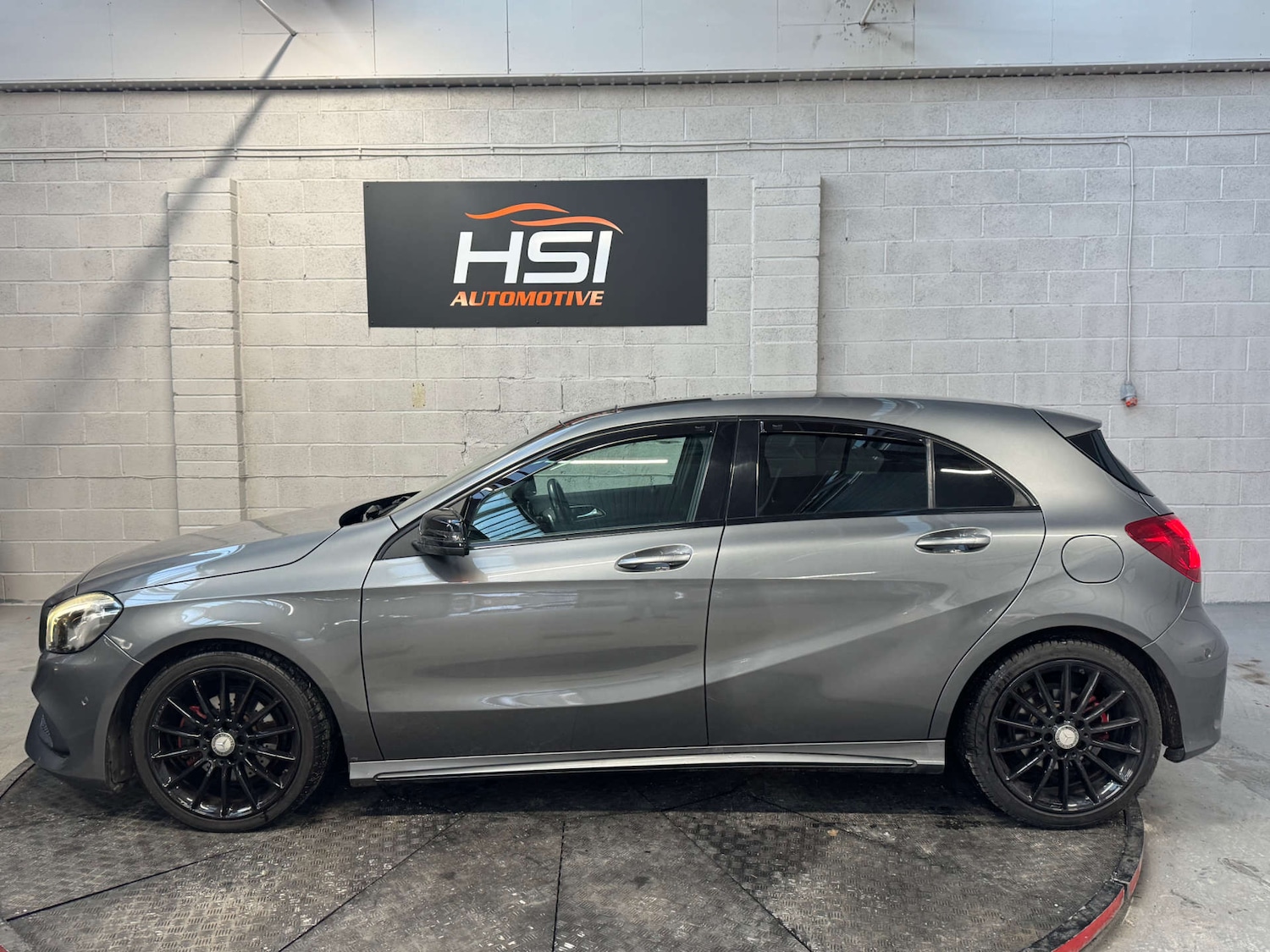 Used Mercedes-Benz A-Class 2017 for sale - 77107229: Photo 24