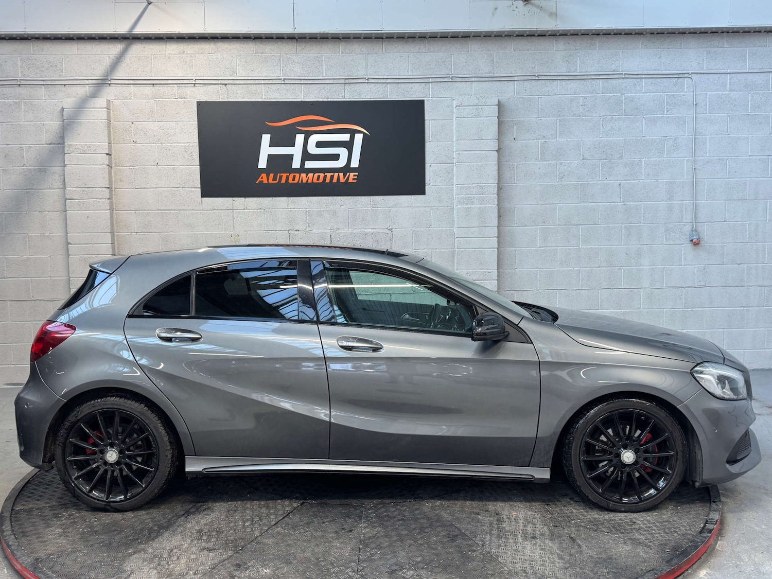 Used Mercedes-Benz A-Class 2017 for sale - 77107229: Photo 6