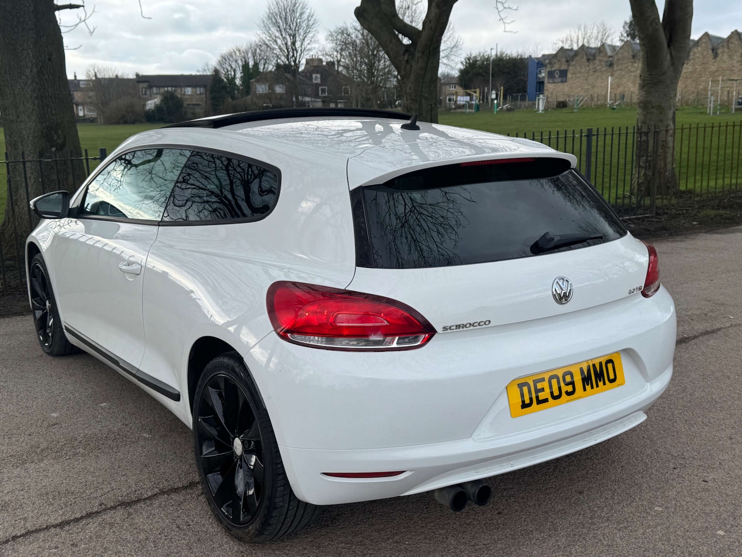 Used Volkswagen Scirocco 2009 for sale - 77669295: Photo 5