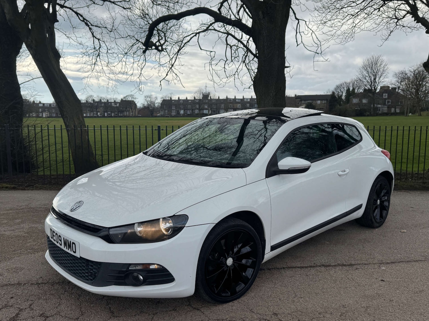 Used Volkswagen Scirocco 2009 for sale - 77669295: Photo 7