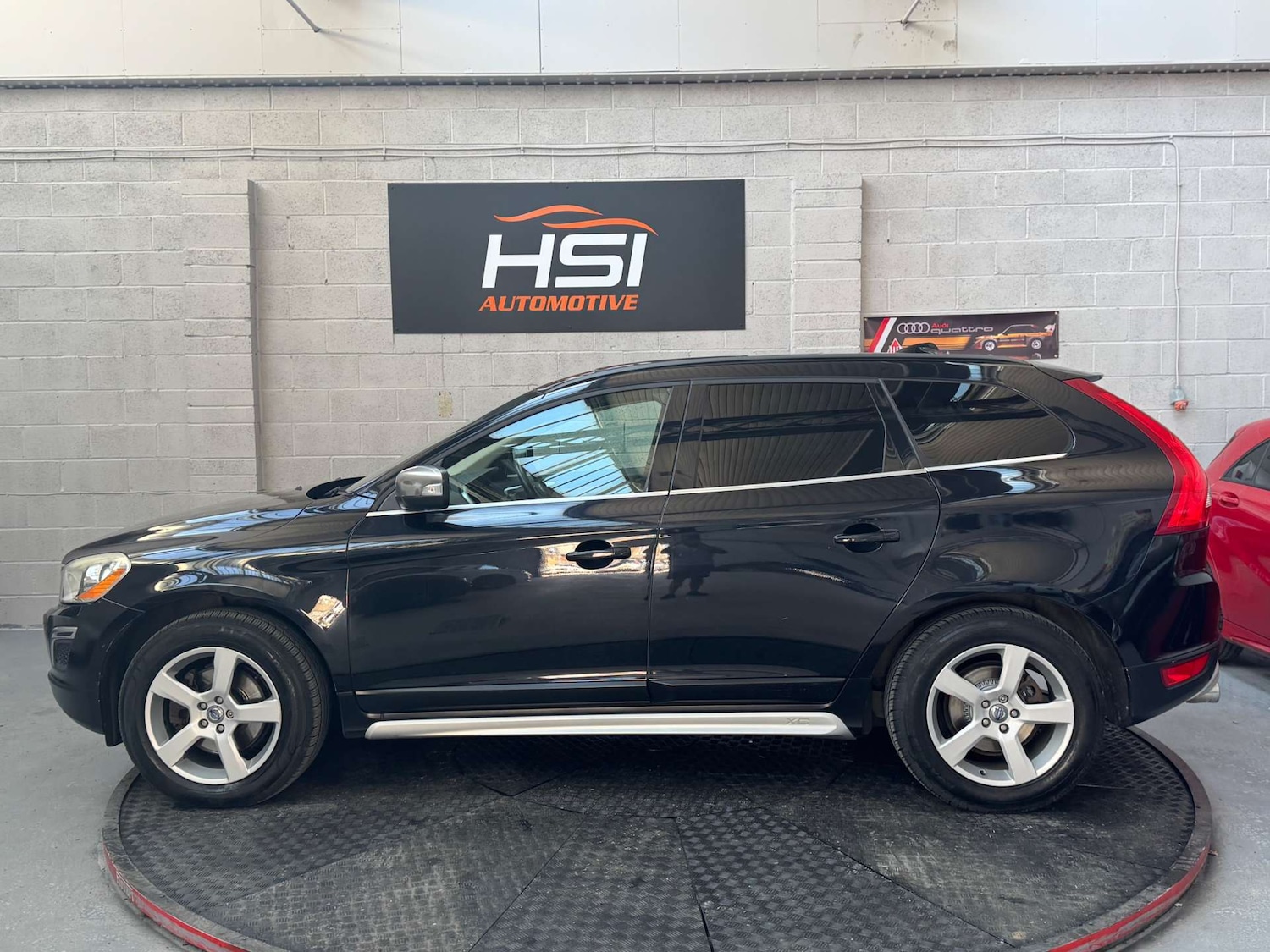 Used Volvo XC60 2010 for sale - 76363723: Photo 15