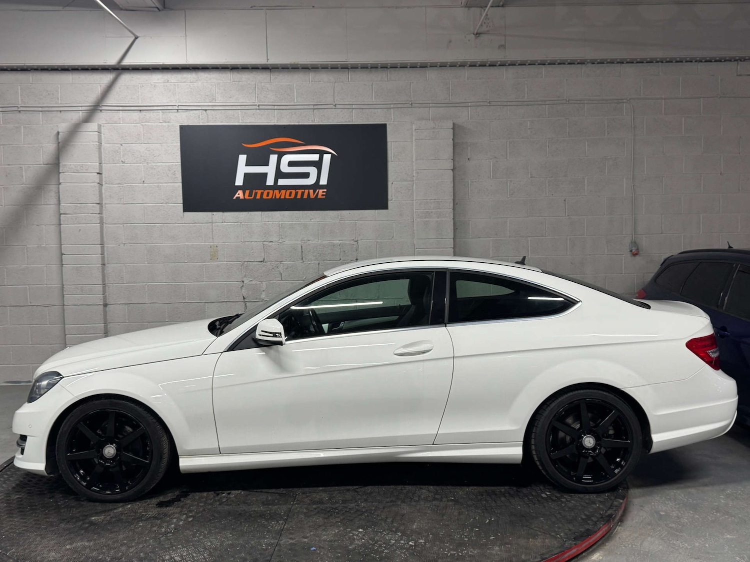 Used Mercedes-Benz C Class 2013 for sale - 76278299: Photo 17